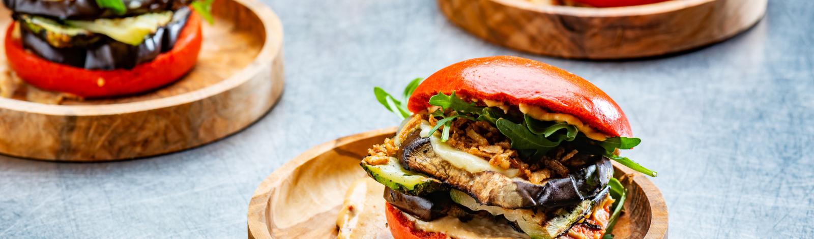 Guilty groenten: Coloured grill buns
